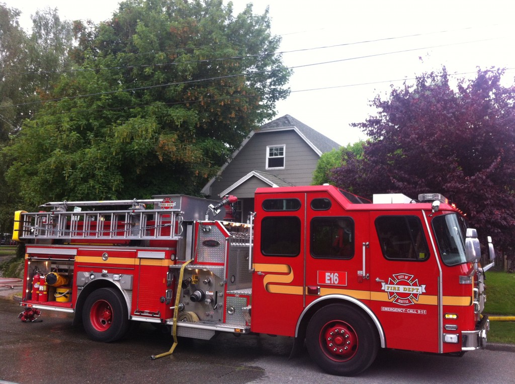 Engine 16 arrives on the scene.